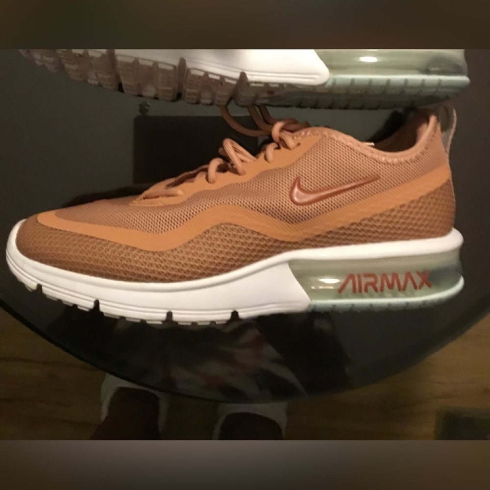 Nike air max